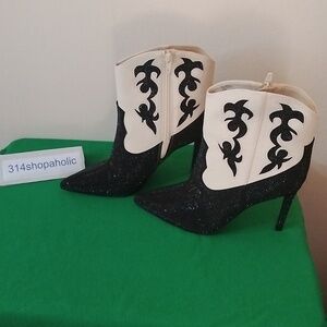 Black / Cream Ankle Boots With Rhinestones